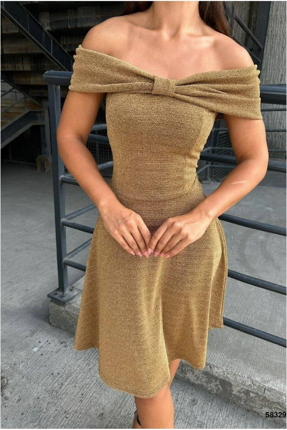 Kadın Minimal Madonna Yaka Şık Abiye Elbise görsel 4