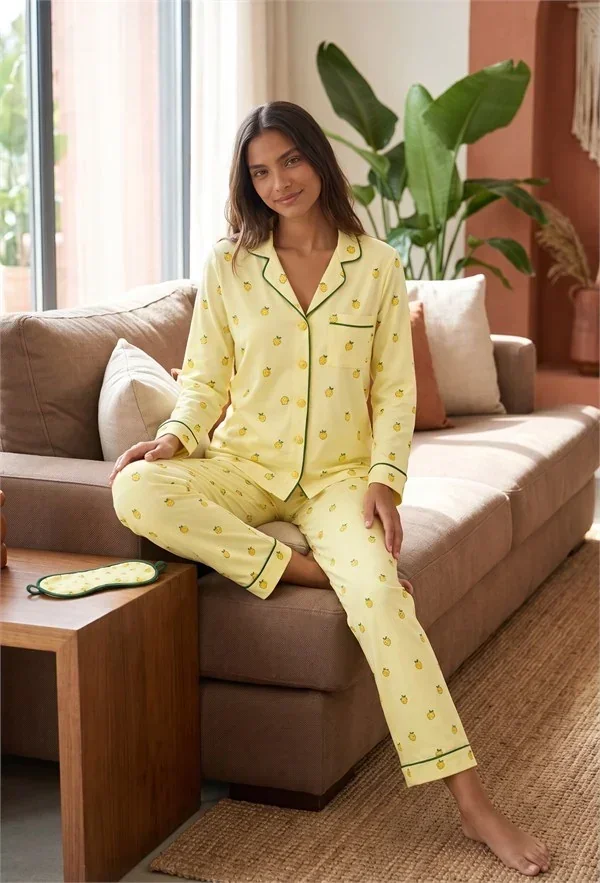 Pamuklu Yumuşak Dokulu Sarı Limon Desenli Yeşil Biyeli Düğmeli Pijama Takımı (Uyku Gözlüğü Hediye) görsel 2