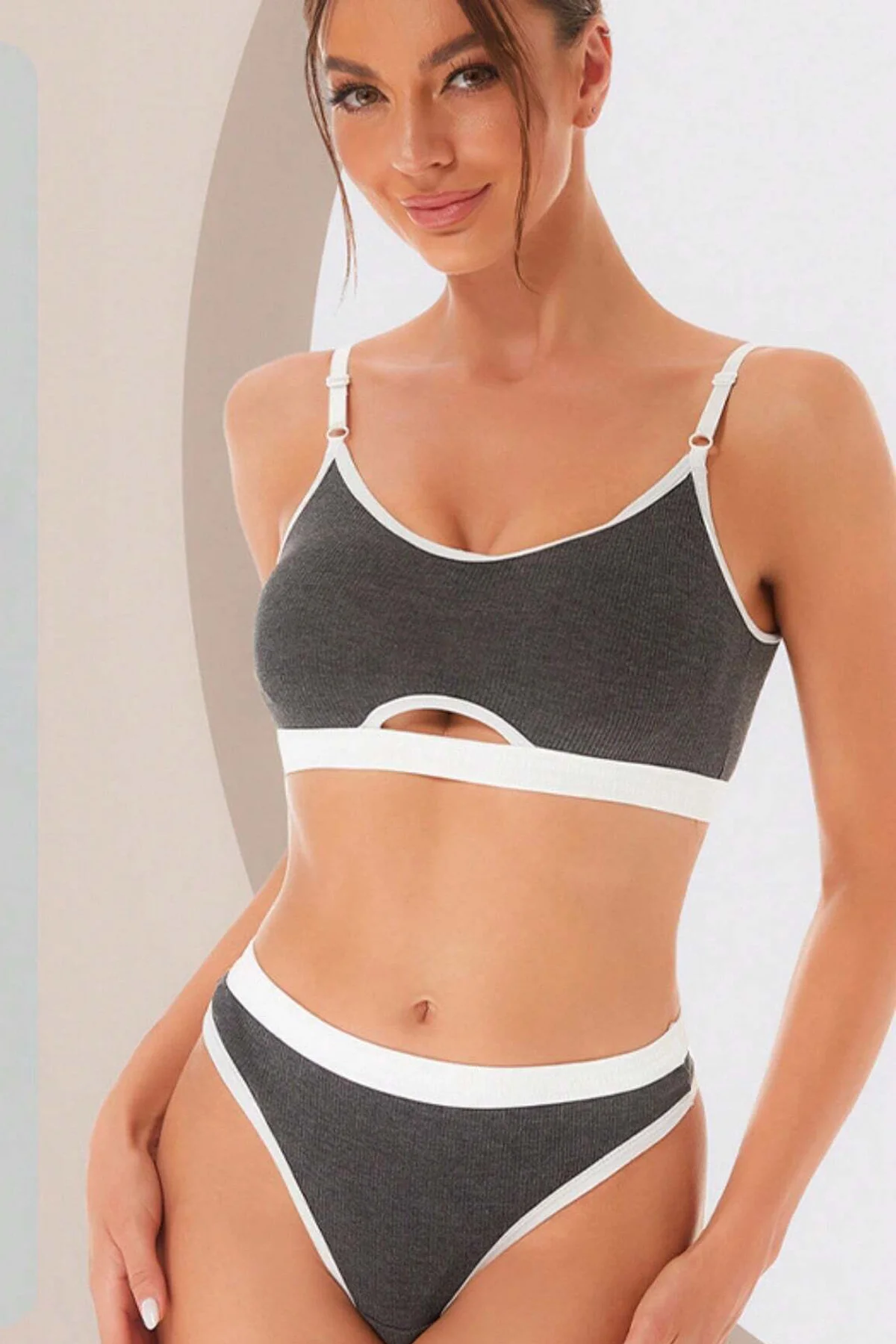 Kadın Gri Antrasit Kaşkorse ve Beyaz Lastikli Cut-Out Tanga Külotlu Takım görsel 6