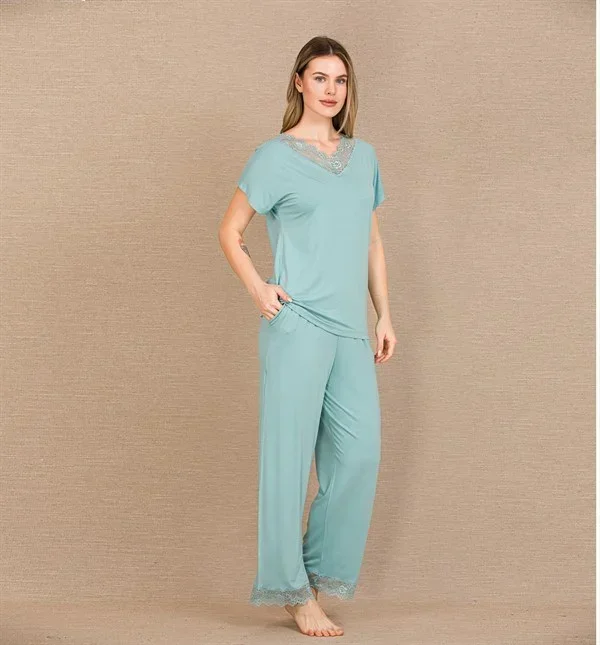 Viskon Şık Tasarım Dantel İşlemeli Mint Yeşil Kısa Kol Pijama Takımı görsel 2