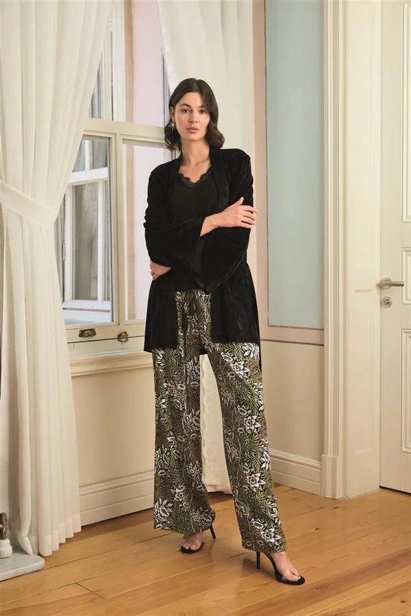 Çiçek Yaprak ve Etnik Desenli Dantelli 3'lü Pijama Takımı görsel 9