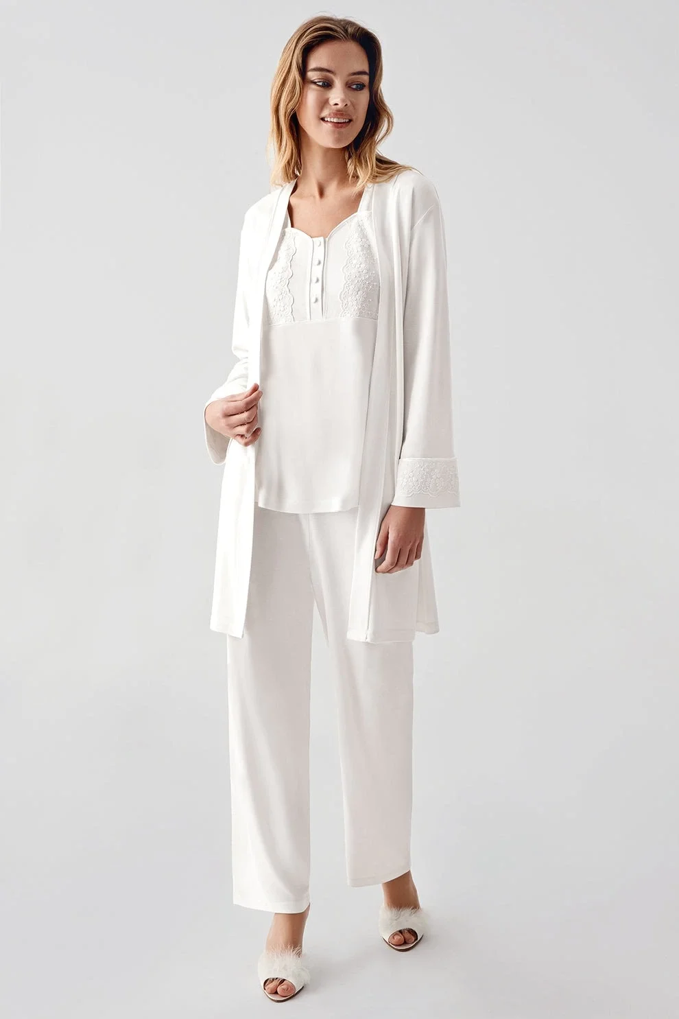 Freshness 321 Kadın Sabahlıklı Pijama Takımı