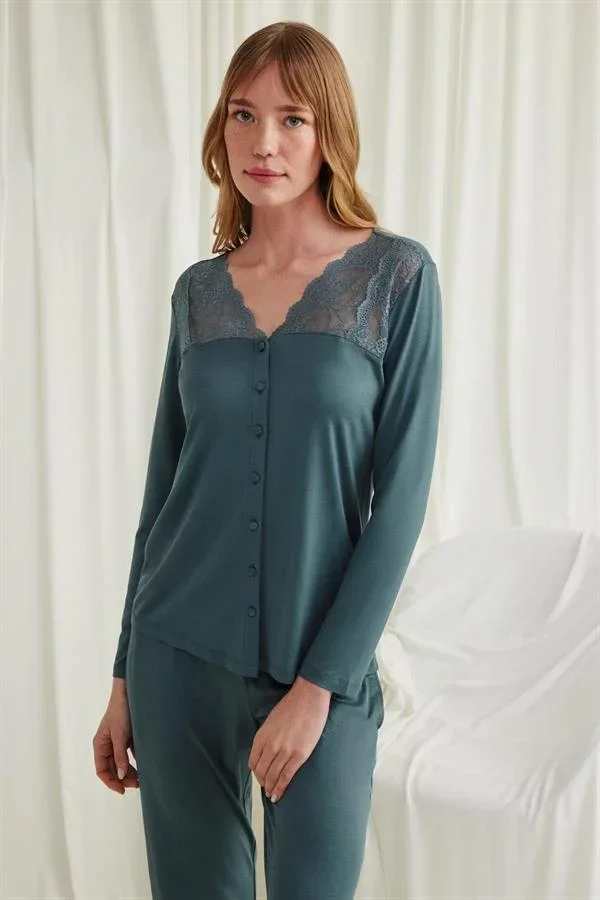 Yakası Omzu ve Paçası Dantelli Boydan Düğmeli Pijama Takımı görsel 6