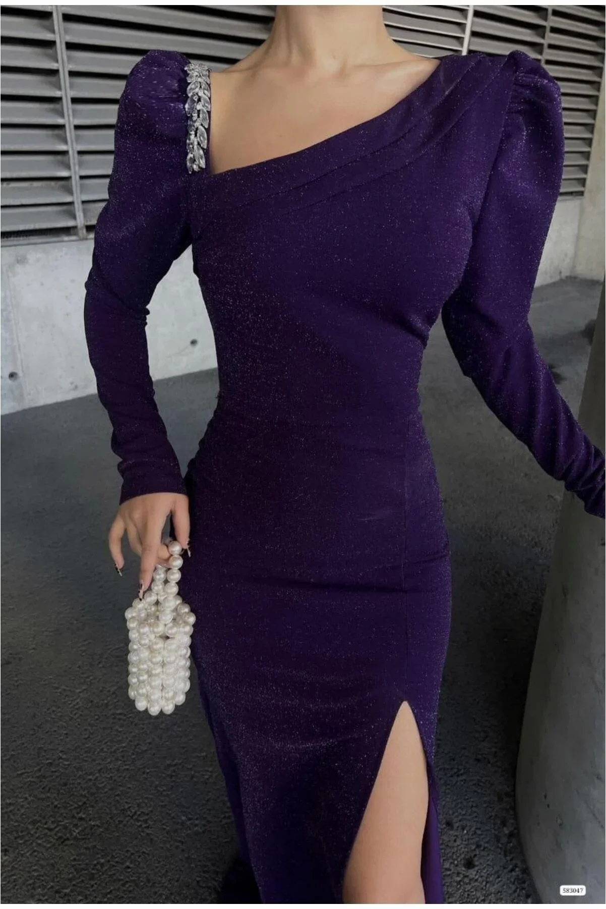 Kadın Modern Stil Kayık Yaka Taş Detaylı Uzun Kollu Abiye Elbise görsel 8