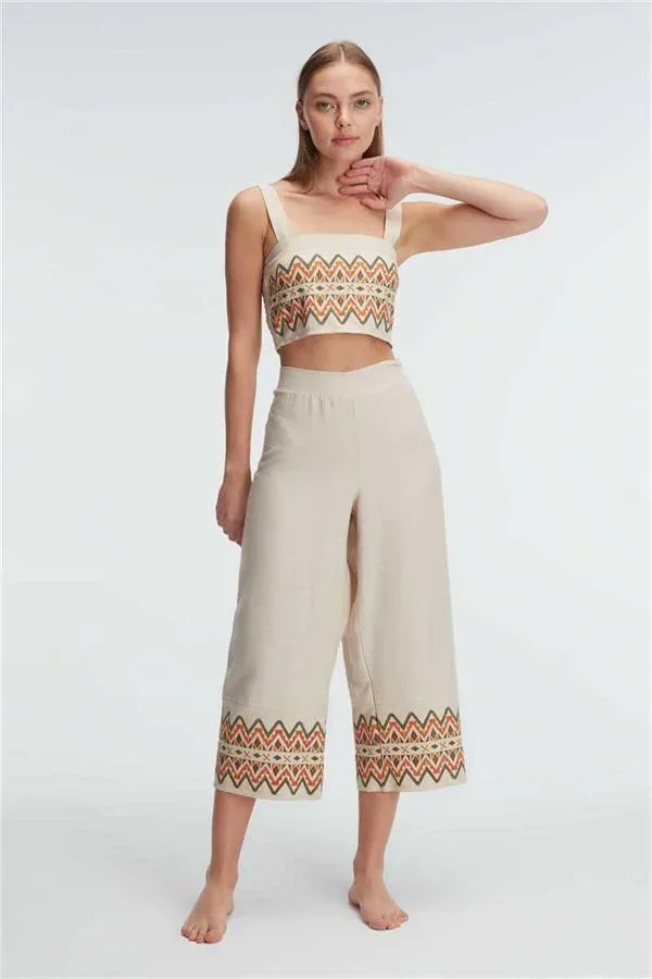 Askılı Oyuk U Yaka Geometrik Yazlık Uzun Nakış Detaylı Pijama Takımı