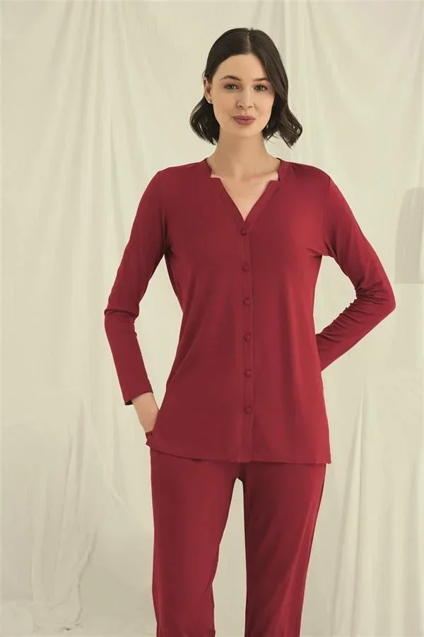 Uzun Kollu Boydan Düğmeli V Yaka Pijama Takımı