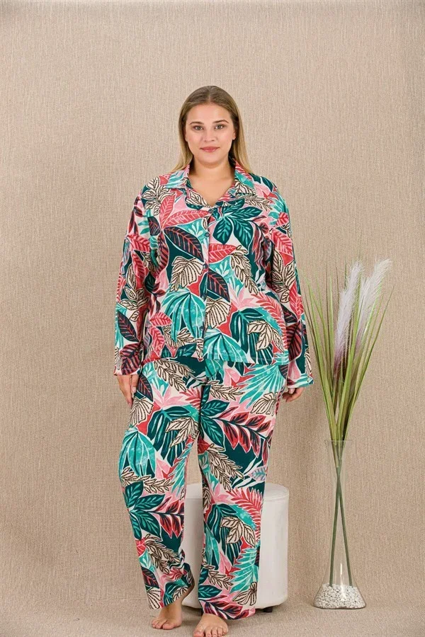 Büyük Beden Renkli Yaprak Desenli Düğmeli Uzun Kol Viskon Pijama Takımı görsel 2