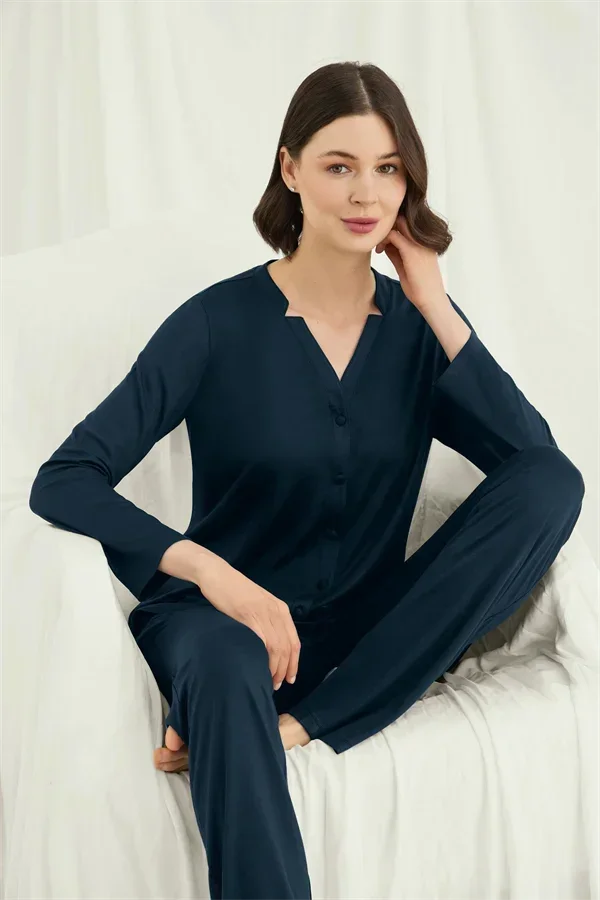 Uzun Kollu Boydan Düğmeli V Yaka Pijama Takımı görsel 7