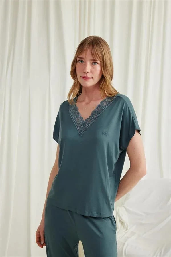 Kısa Kollu V Yakalı Dantelli Pijama Takımı görsel 5