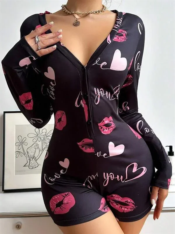 Pamuklu Kırmızı Öpücük ve Kalp Desenli Düğmeli Uzun Kol Tulum Pijama görsel 2