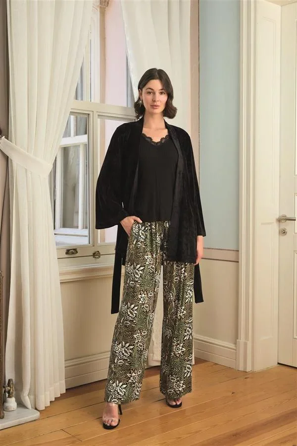 Çiçek Yaprak ve Etnik Desenli Dantelli 3'lü Pijama Takımı görsel 2