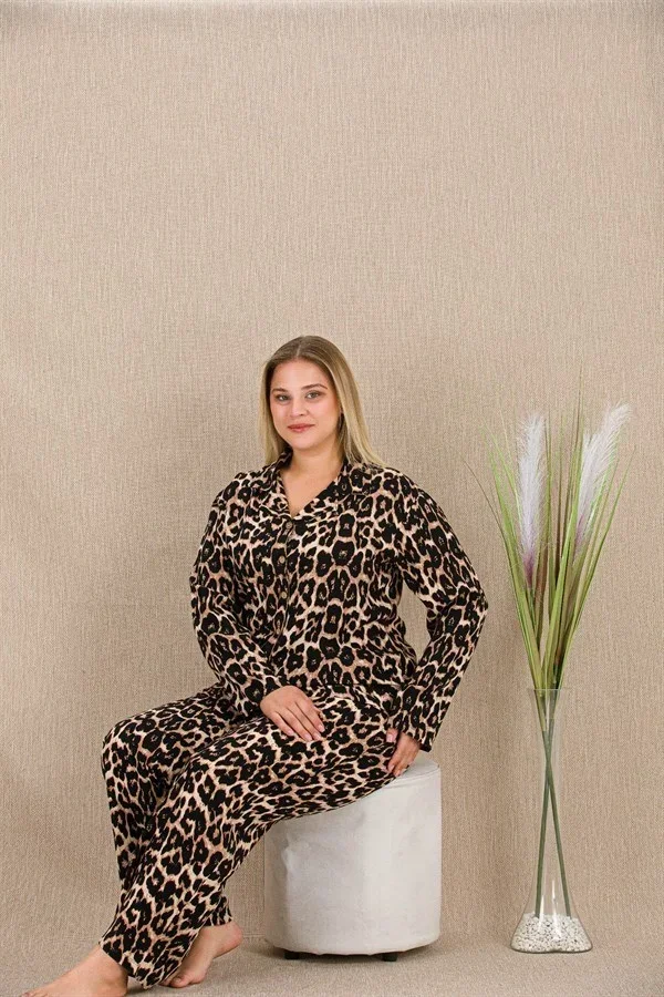 Büyük Beden Leopar Desenli Düğmeli Uzun Kol Viskon Pijama Takımı