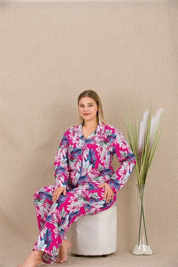 Büyük Beden Renkli Yaprak Desenli Düğmeli Uzun Kol Viskon Pijama Takımı