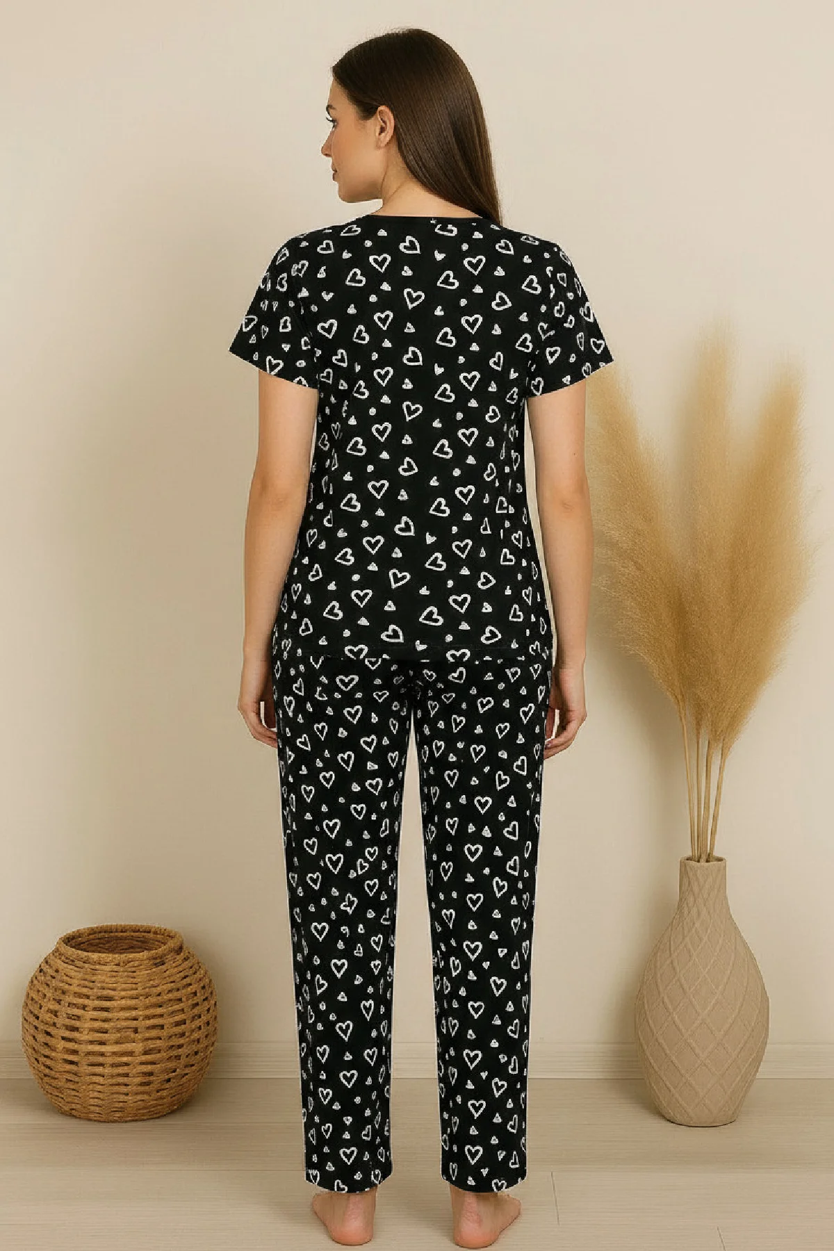 Kadın Siyah Kalp Desenli Fiyonklu Kısa Kollu Uzun Pijama Takımı görsel 8