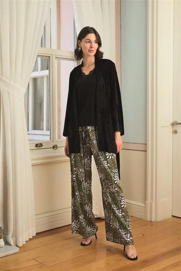Çiçek Yaprak ve Etnik Desenli Dantelli 3'lü Pijama Takımı