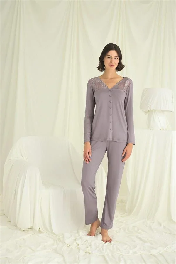 Yakası Kolu ve Omzu Dantelli Boydan Düğmeli Pijama Takımı görsel 5