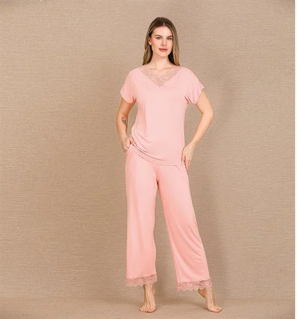Viskon Şık Tasarım Dantel İşlemeli Açık Pembe Kısa Kol Pijama Takımı