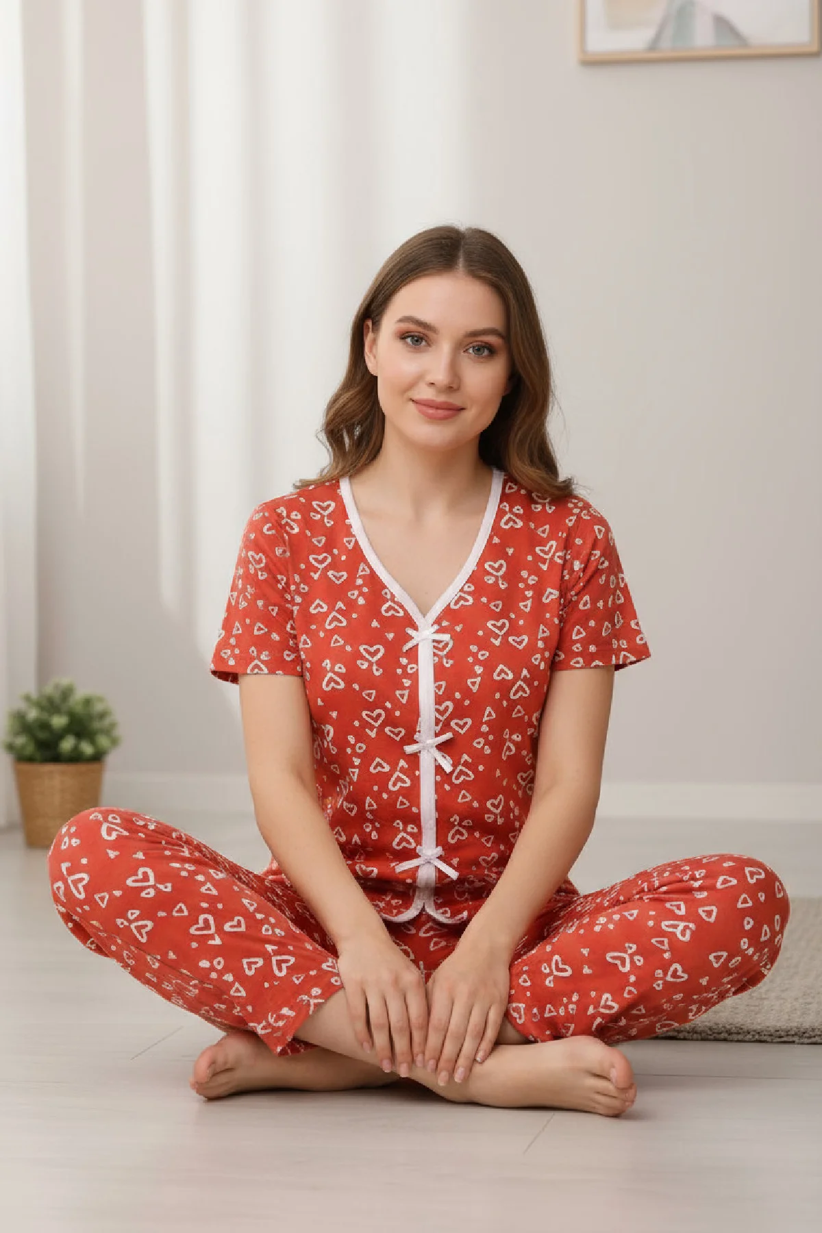 Kadın Turuncu Kalp Desenli Fiyonklu Kısa Kollu Uzun Pijama Takımı görsel 2