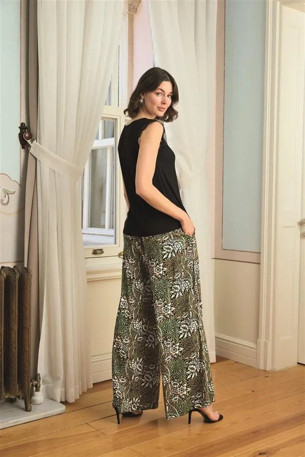 Çiçek Yaprak ve Etnik Desenli Dantelli 3'lü Pijama Takımı görsel 7