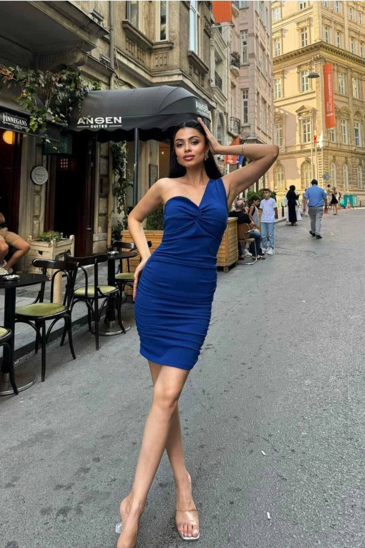 Kadın Straplez Büzgülü Balık Kesim Abiye Elbise