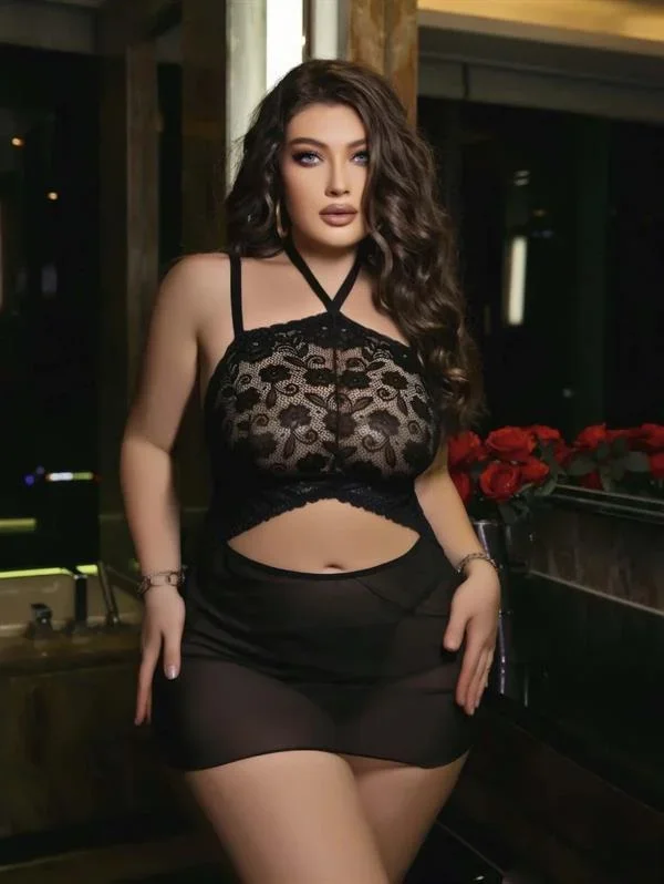 Siyah Dantel İşlemeli Göğüs Dekolteli Boyundan Bağlamalı String Tül Gecelik Takımı görsel 3