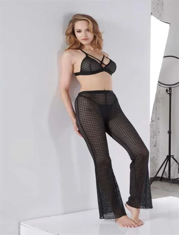 Siyah Göğüs İp Detaylı Sütyen Pijama Takımı